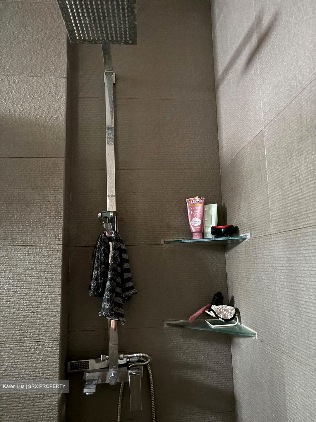 Koon Seng Road (D15), Terrace #639128461
